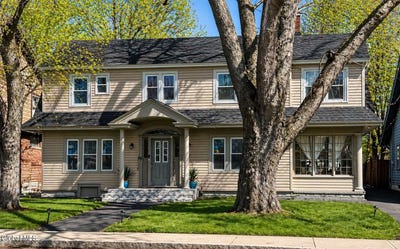 /international/us/1038-brierwood-boulevard-schenectady-ny-110107502248/