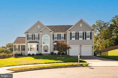 /international/us/15833-eagle-feather-drive-woodbridge-va-110120687363/
