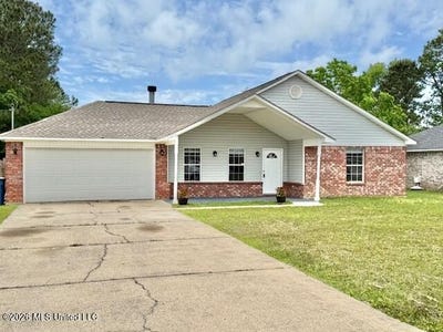 /international/us/3305-n-8th-street-ocean-springs-ms-110106820475/