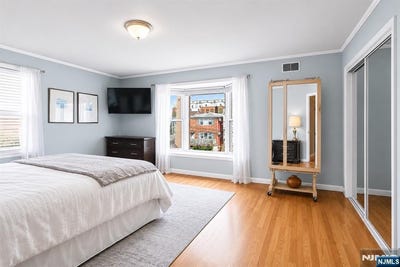/international/us/9121-newkirk-avenue-north-bergen-nj-110108444481/