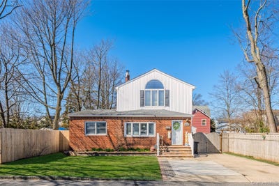 /international/us/1534-12th-street-west-babylon-ny-110106803791/