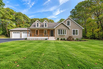 /international/us/42-homestead-avenue-westhampton-beach-ny-110120771331/