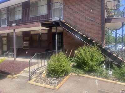 /international/us/3031-sw-lydia-ave-topeka-ks-110108096021/