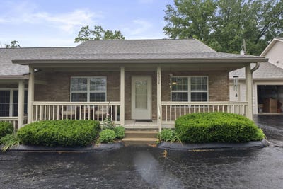 /international/us/6638-imperial-rose-place-reynoldsburg-oh-110108360251/