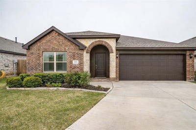 /international/us/1004-fairfax-drive-godley-tx-110107233653/