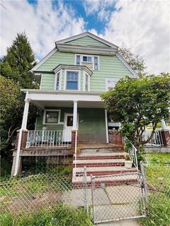 /international/us/261-elm-street-staten-island-ny-110120020002/