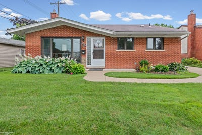 /international/us/19824-sussex-street-saint-clair-shores-mi-110120533418/