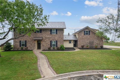 /international/us/8-las-brisas-place-port-lavaca-tx-110091234016/?lang=en