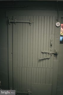 /international/us/109-3rd-street-hanover-pa-110099138126/