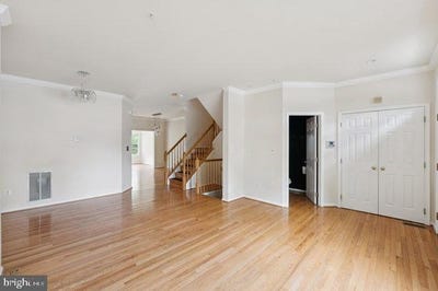 /international/us/7510-burdette-way-beltsville-md-110100842040/