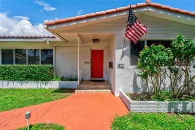 /international/us/2161-ne-171st-st-north-miami-beach-fl-110110080441/