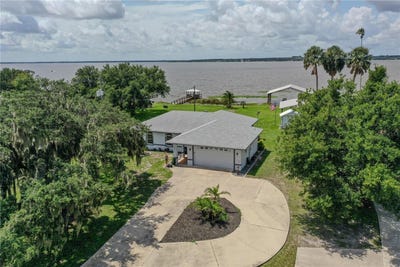 /international/us/851-n-lake-reedy-boulevard-frostproof-fl-110100773931/