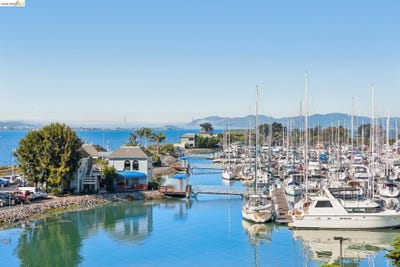 /international/us/4-anchor-dr-emeryville-ca-110120413854/