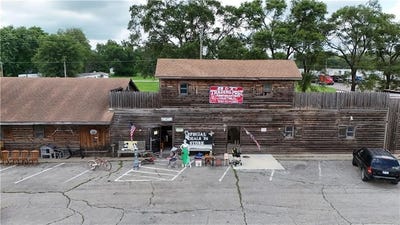 /international/us/201-roseport-road-elwood-ks-110108423918/