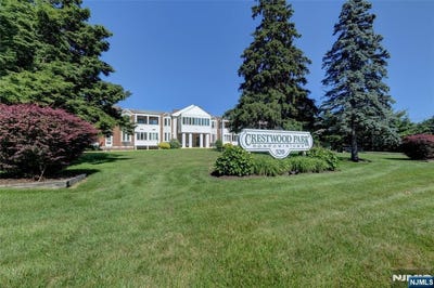 /international/us/520-turnpike-pequannock-township-nj-110120030448/