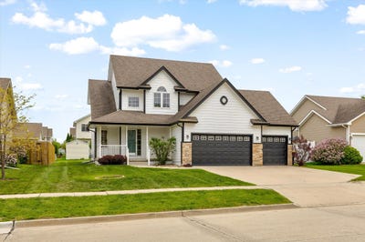/international/us/655-carefree-lane-waukee-ia-110107951456/