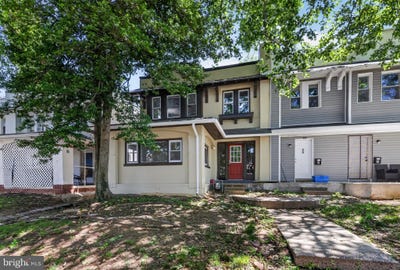 /international/us/37-e-mowry-street-chester-pa-110108471889/