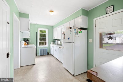 /international/us/525-forty-foot-road-lansdale-pa-110101069384/