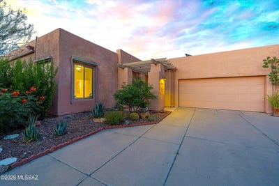 /international/us/7913-s-galileo-lane-tucson-az-110120481972/