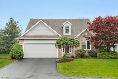 /international/us/90-lake-pointe-circle-canfield-oh-110107688735/