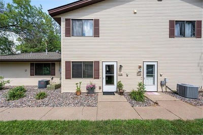 /international/us/6526-83rd-court-n-brooklyn-park-mn-110101254832/?lang=id