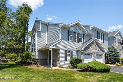 /international/us/24-hanna-lane-laurence-harbor-nj-110099832099/
