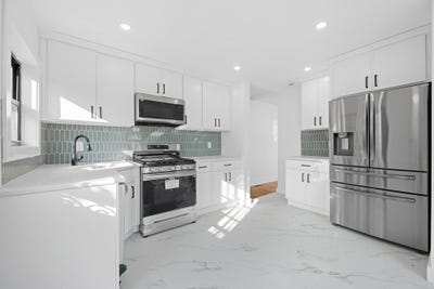 /international/us/22109-131st-avenue-laurelton-ny-110099204914/