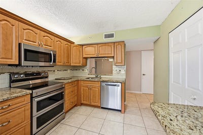 /international/us/15342-lakes-of-delray-blvd-delray-beach-fl-110108480340/