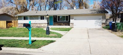 /international/us/1627-e-1700-st-n-logan-ut-110108340702/