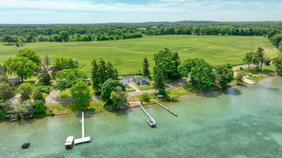 /international/us/11965-round-lake-road-horton-mi-110108575584/