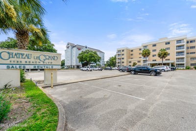 /international/us/1130-beach-boulevard-biloxi-ms-110100862283/