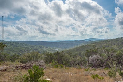 /international/us/mountain-creek-rd-lot-11b-pipe-creek-tx-110110085854/
