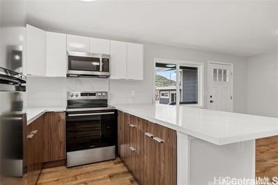 /international/us/85-743-kanapua-place-waianae-hi-110106602803/