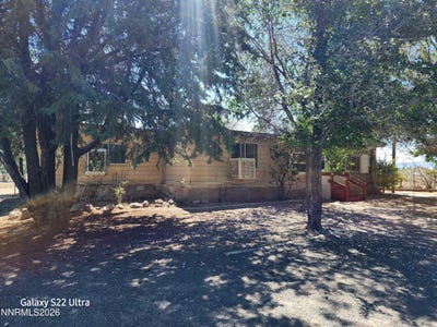 /international/us/3660-cypress-street-silver-springs-nv-110109553702/