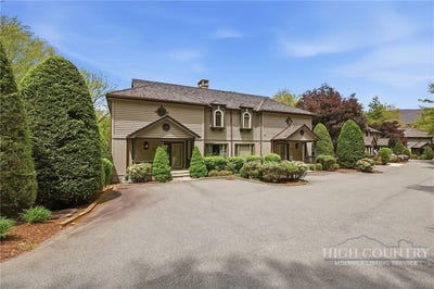 /international/us/659-clubhouse-drive-banner-elk-nc-110108196972/