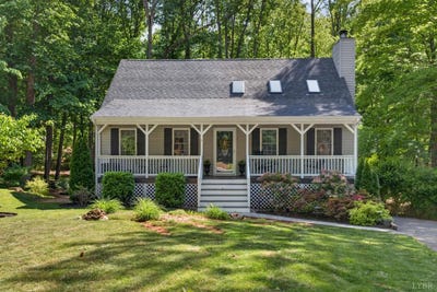 /international/us/117-declaration-terrace-forest-va-110107849227/