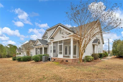 /international/us/918-westland-ridge-road-fayetteville-nc-110097316362/