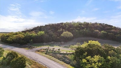 /international/us/215-shady-oaks-drive-mineral-wells-tx-110098687624/