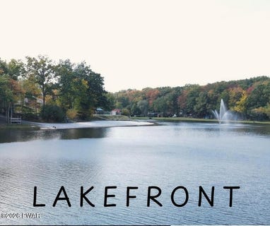 /international/us/1765-lake-drive-s-milford-pa-110110397815/