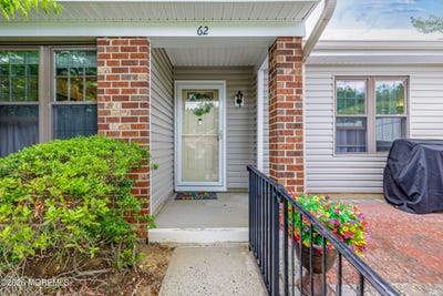 /international/us/62-wycoff-way-e-east-brunswick-nj-110108611287/