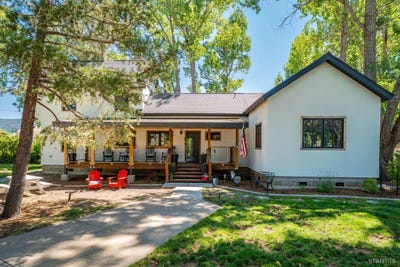 /international/us/200-e-main-street-sierraville-ca-110108655126/