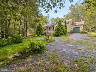 /international/us/5-trail-ridge-road-albrightsville-pa-110120421604/