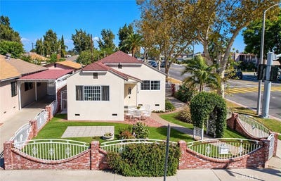 /international/us/10970-ruth-street-lynwood-ca-110120026349/