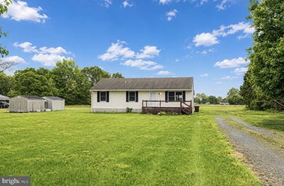 /international/us/34863-railroad-avenue-pittsville-md-110107849904/