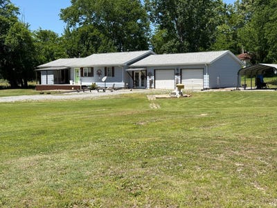 /international/us/188-w-honeysuckle-elizabethtown-il-110104840548/