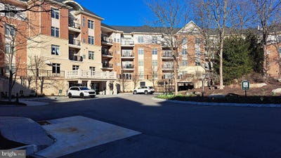 /international/us/506-carson-terrace-huntingdon-valley-pa-110098549402/
