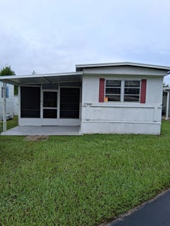 /international/us/37848-boston-ave-zephyrhills-fl-110120465793/