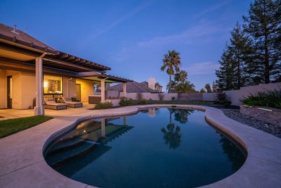 /international/us/4395-san-martin-place-redding-ca-110096982068/