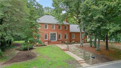 /international/us/206-lewis-robert-lane-williamsburg-va-110101474914/?lang=de