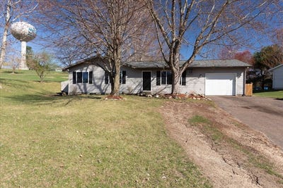 /international/us/2702-ricky-lane-ne-menomonie-wi-110107388233/